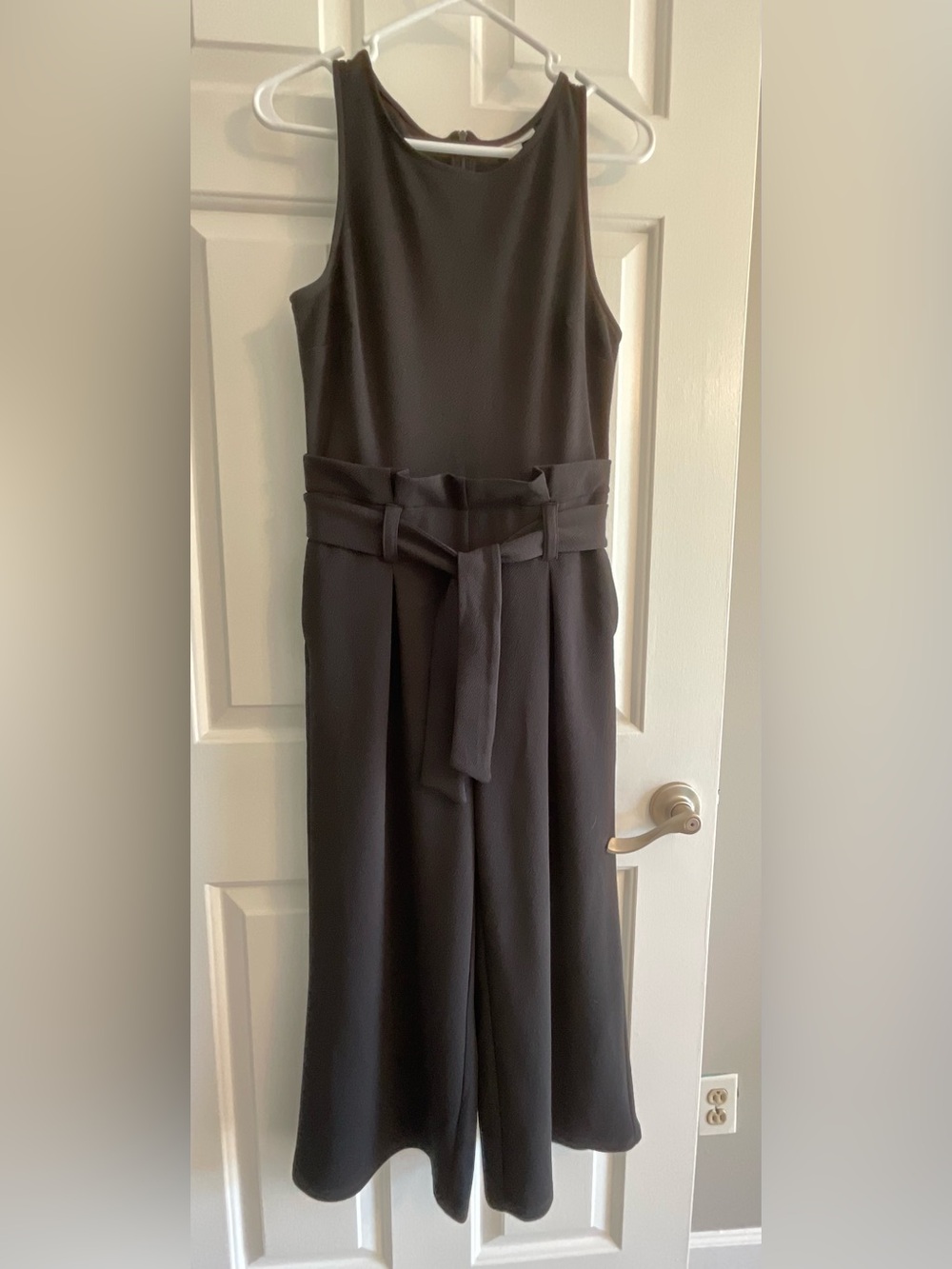 MACY’S Bar III® Black Sleeveless Belted Jumpsuit with Pockets Size Petite Small - Picture 2 of 12